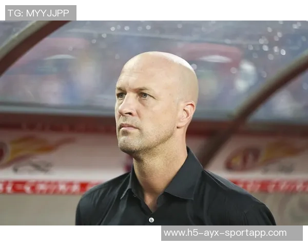 小克鲁伊夫谈离开巴萨原因及在中国执教三年的快乐经历